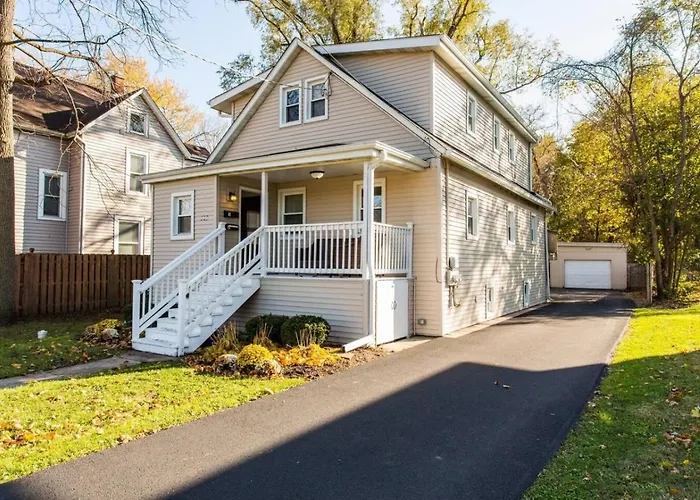 Great For Families Dt Near Naval Base