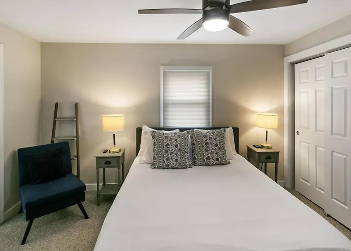 Great For Families Dt Near Naval Base * Libertyville